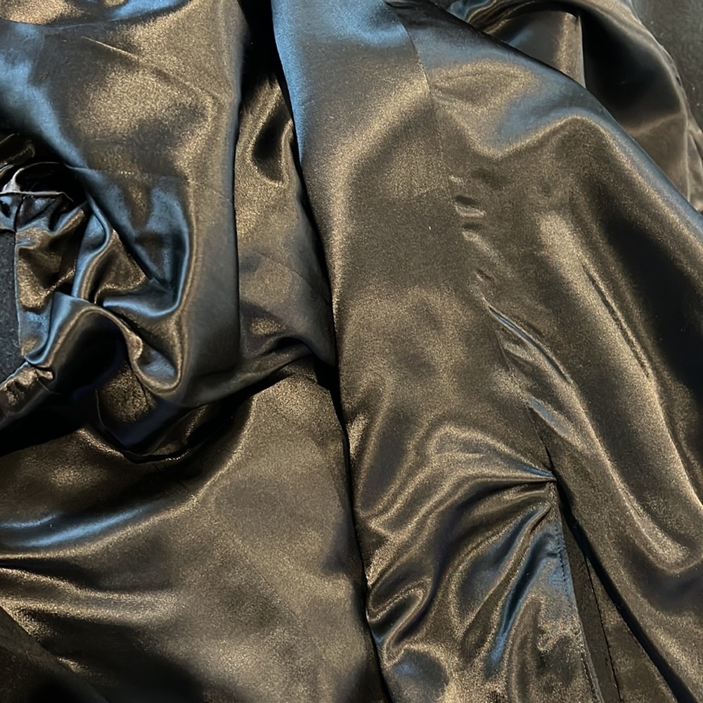 Coat - Picture 7 of 10